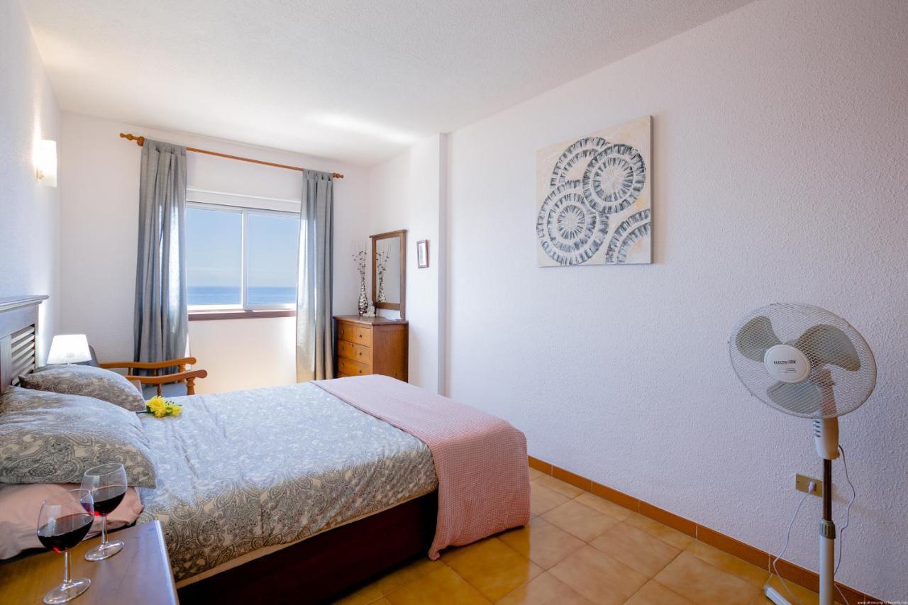 FRONT LiNE OCEAN ViEW 2BeD Wi-Fi YOUR HOLiDAY HOME Puerto de Santiago  Exterior foto